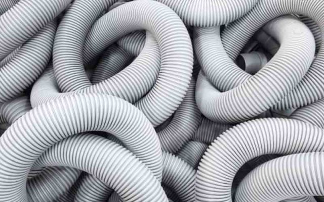 Ống nhựa luồn dây điện